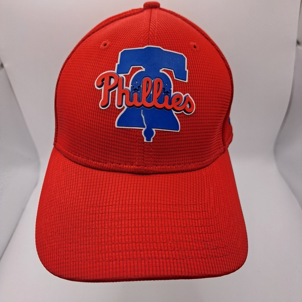 New Era Philadelphia Phillies MLB 39Thirty 2020 Clubhouse Fit Hat Red Size S/M
